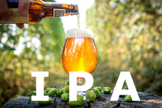 Pinta di birra e scritta IPA